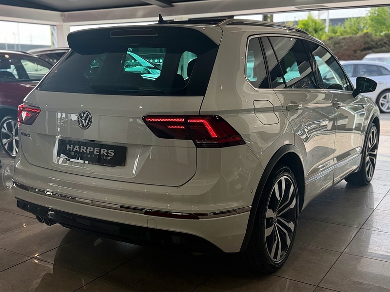 Volkswagen Tiguan 2.0 TDI R-Line Tech SUV 5dr Diesel DSG Euro 6 (s/s) (150 ps) - U6451