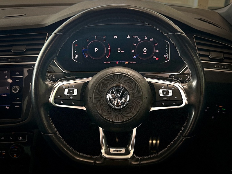 Volkswagen Tiguan 2.0 TDI R-Line Tech SUV 5dr Diesel DSG Euro 6 (s/s) (150 ps) - U6451
