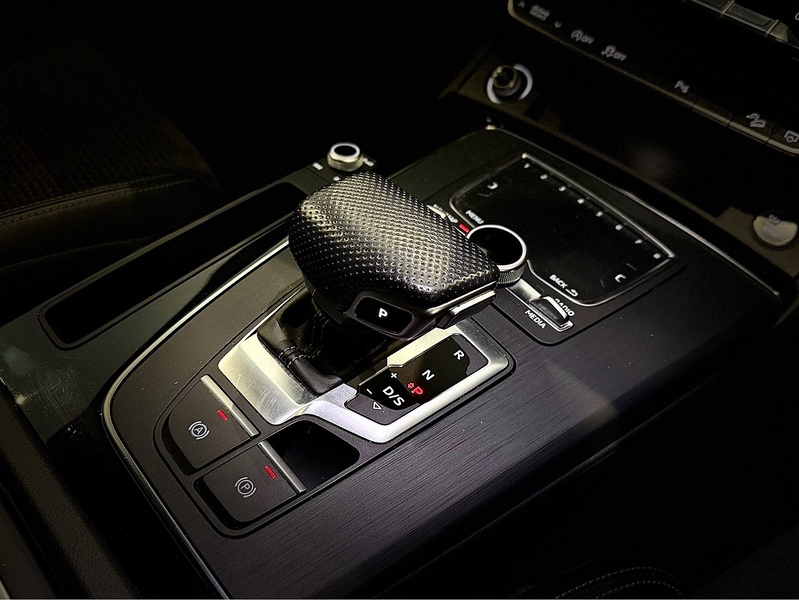 Audi Q5 2.0 TDI 40 Black Edition SUV 5dr Diesel S Tronic quattro Euro 6 (s/s) (190 ps) - U6453
