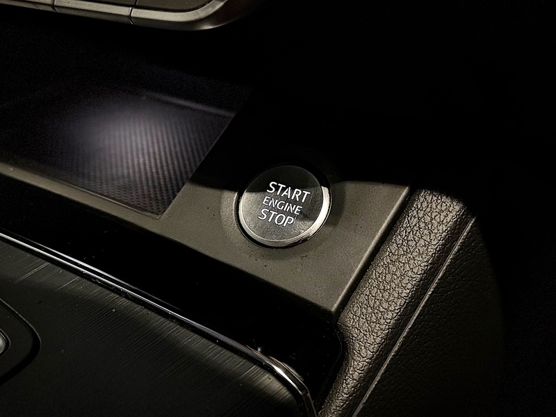 Audi Q5 2.0 TDI 40 Black Edition SUV 5dr Diesel S Tronic quattro Euro 6 (s/s) (190 ps) - U6453