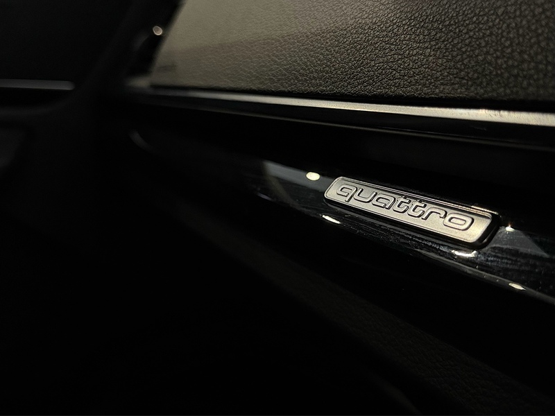 Audi Q5 2.0 TDI 40 Black Edition SUV 5dr Diesel S Tronic quattro Euro 6 (s/s) (190 ps) - U6453