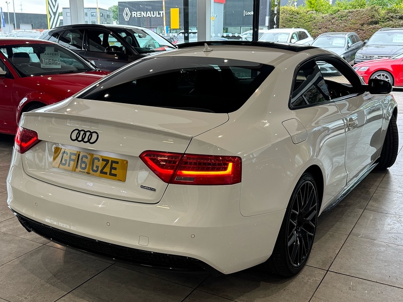 Audi A5 TFSI Black Edition Plus - U6475