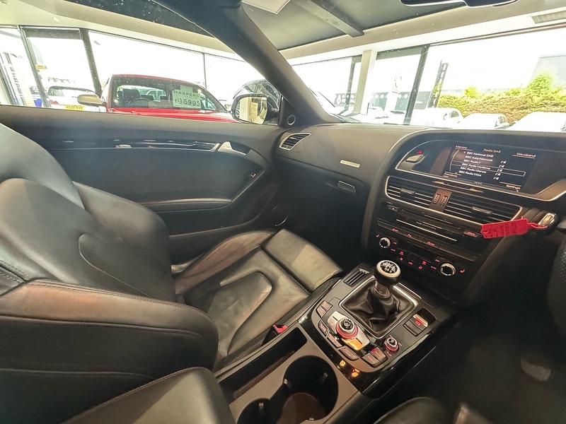 Audi A5 TFSI Black Edition Plus - U6475