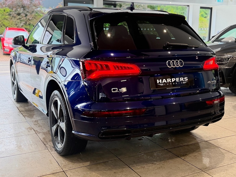 Audi Q5 2.0 TFSI 45 Black Edition SUV 5dr Petrol S Tronic quattro Euro 6 (s/s) (245 ps) - U6501