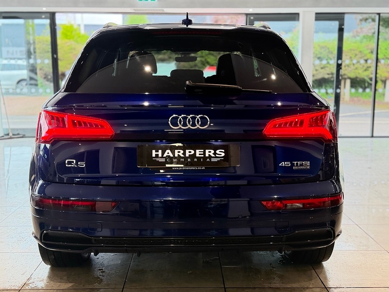 Audi Q5 2.0 TFSI 45 Black Edition SUV 5dr Petrol S Tronic quattro Euro 6 (s/s) (245 ps) - U6501