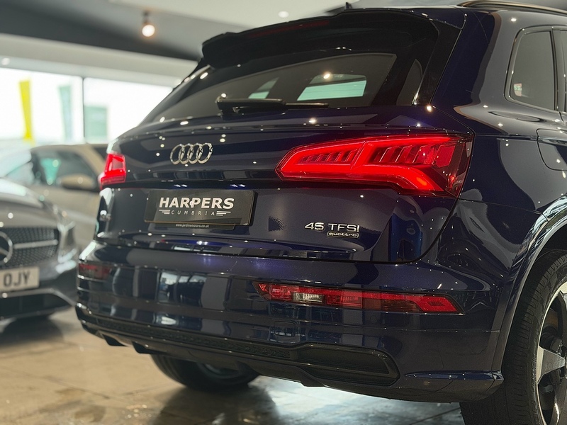 Audi Q5 2.0 TFSI 45 Black Edition SUV 5dr Petrol S Tronic quattro Euro 6 (s/s) (245 ps) - U6501