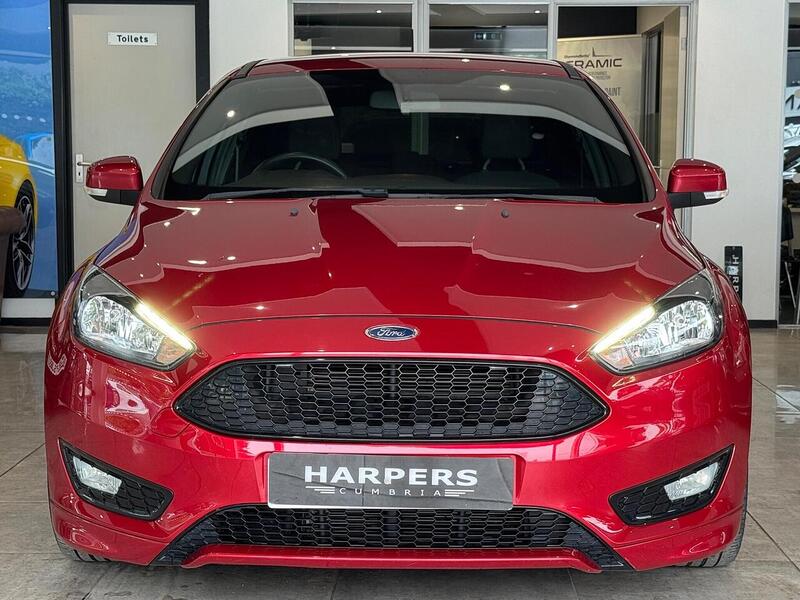 Ford Focus T EcoBoost ST-Line Hatchback 1.0 Manual Petrol - U6506