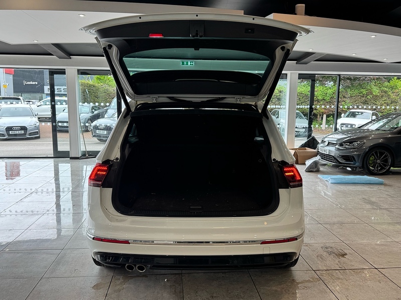 Volkswagen Tiguan 1.5 TSI EVO R-Line Tech SUV 5dr Petrol DSG Euro 6 (s/s) (150 ps) - U6511