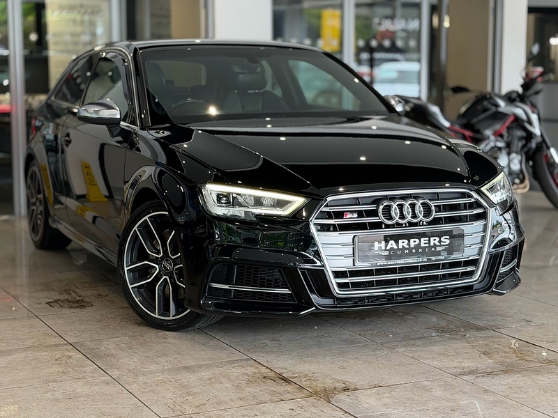 Audi S3 2.0 TFSI Hatchback 3dr Petrol S Tronic quattro Euro 6 (s/s) (310 ps) - U6525
