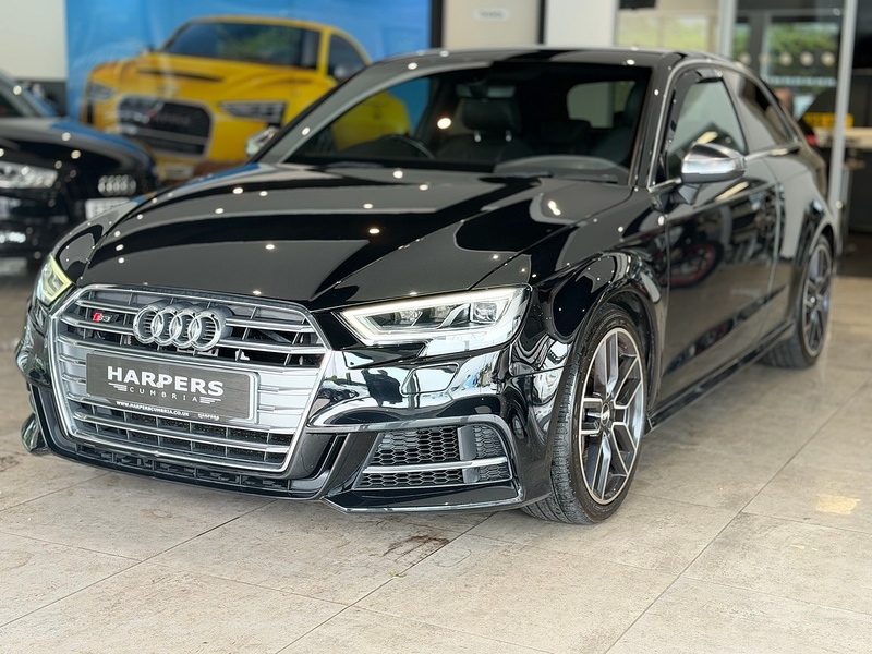 Audi S3 2.0 TFSI Hatchback 3dr Petrol S Tronic quattro Euro 6 (s/s) (310 ps) - U6525