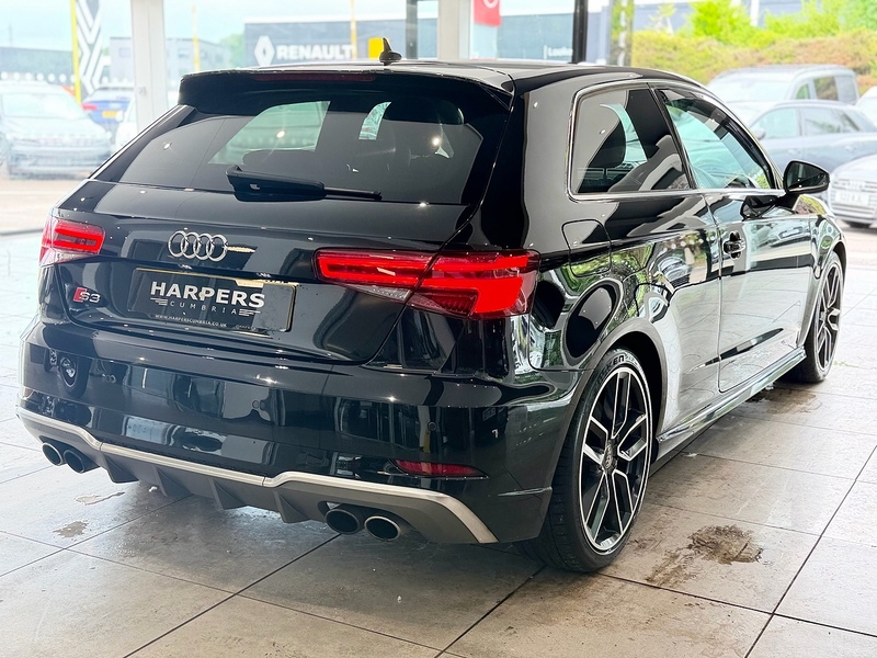 Audi S3 2.0 TFSI Hatchback 3dr Petrol S Tronic quattro Euro 6 (s/s) (310 ps) - U6525