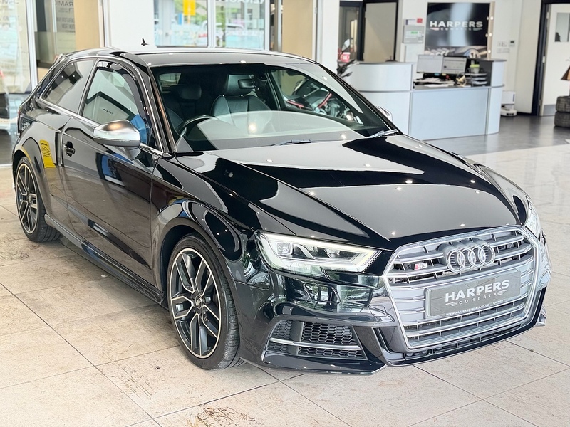 Audi S3 2.0 TFSI Hatchback 3dr Petrol S Tronic quattro Euro 6 (s/s) (310 ps) - U6525