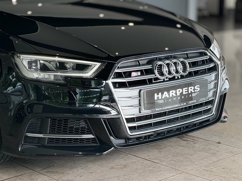 Audi S3 2.0 TFSI Hatchback 3dr Petrol S Tronic quattro Euro 6 (s/s) (310 ps) - U6525