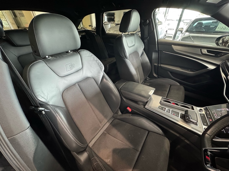 Audi A6 Avant 2.0 TDI 40 Black Edition Estate 5dr Diesel S Tronic Euro 6 (s/s) (204 ps) - U6527