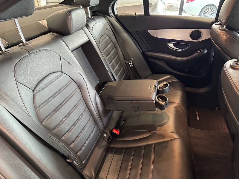 Mercedes-Benz C Class C220d AMG Line Saloon 2.0 Automatic Diesel - U6528