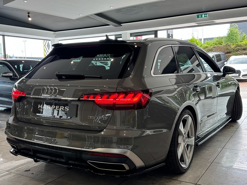 Audi A4 Avant 2.0 TFSI 35 S line Estate 5dr Petrol S Tronic Euro 6 (s/s) (150 ps) - U6530