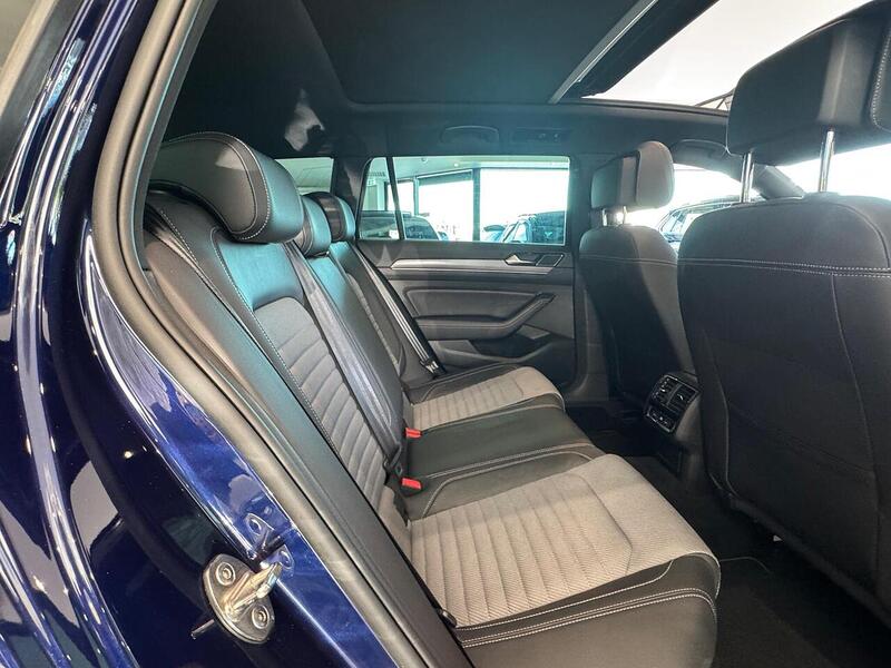 Volkswagen Passat TSI EVO R-Line Estate 1.5 Automatic Petrol - U6535