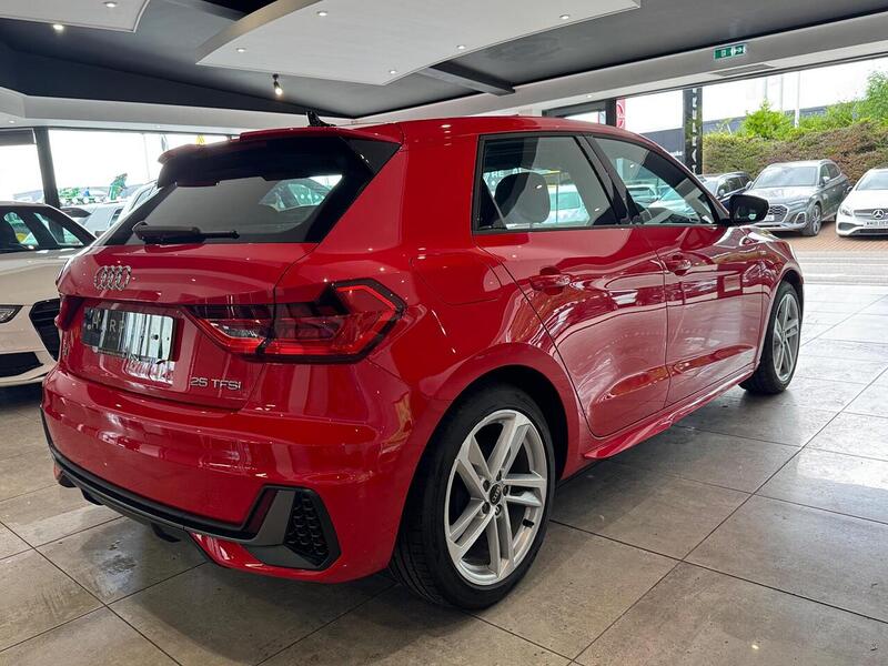 Audi A1 1.0 TFSI 25 S line Sportback 5dr Petrol Manual Euro 6 (s/s) (95 ps) - U6549