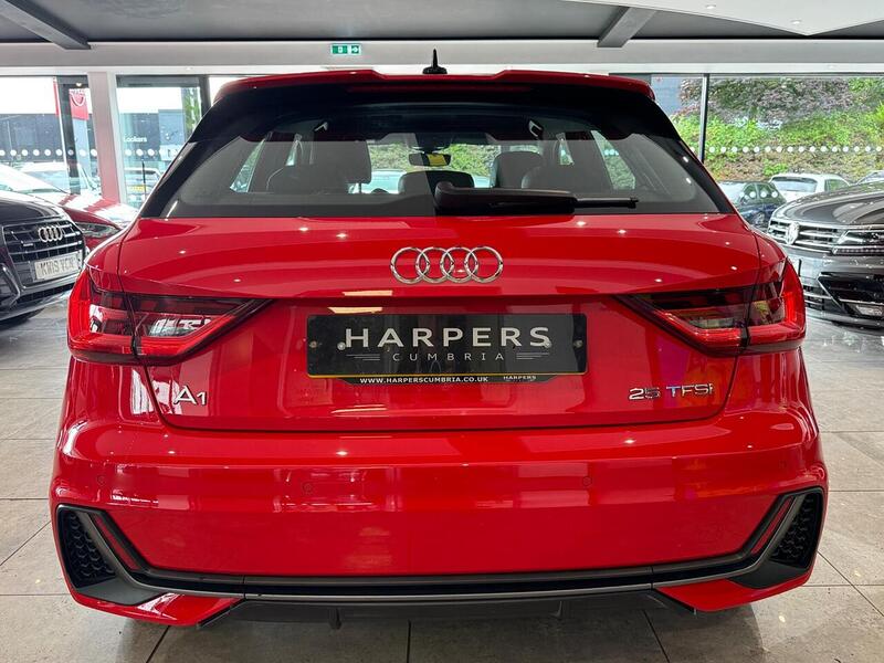 Audi A1 1.0 TFSI 25 S line Sportback 5dr Petrol Manual Euro 6 (s/s) (95 ps) - U6549