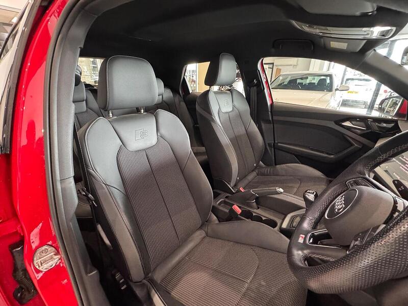 Audi A1 1.0 TFSI 25 S line Sportback 5dr Petrol Manual Euro 6 (s/s) (95 ps) - U6549