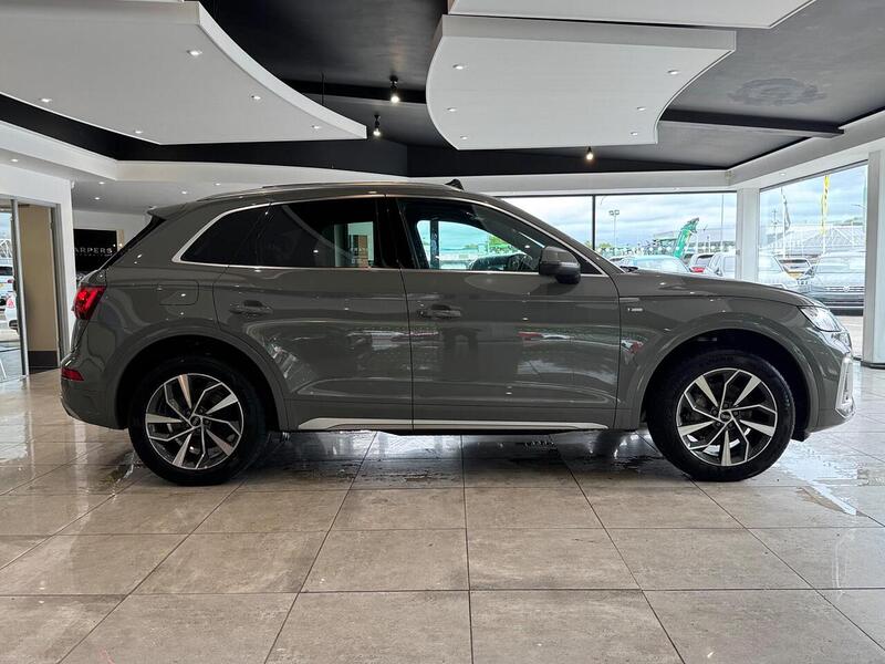 Audi Q5 TDI S line SUV 2.0 Automatic Diesel - U6551