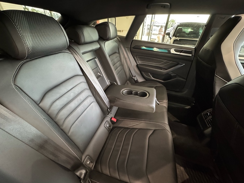 Volkswagen Arteon TSI R-Line Estate 2.0 Automatic Petrol - U6555