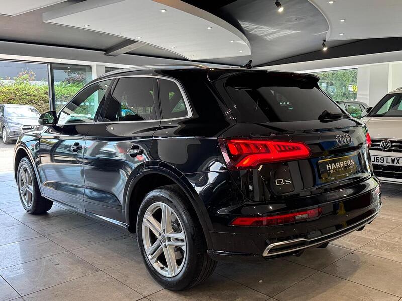 Audi Q5 2.0 TDI 40 S line SUV 5dr Diesel S Tronic quattro Euro 6 (s/s) (190 ps) - U6574