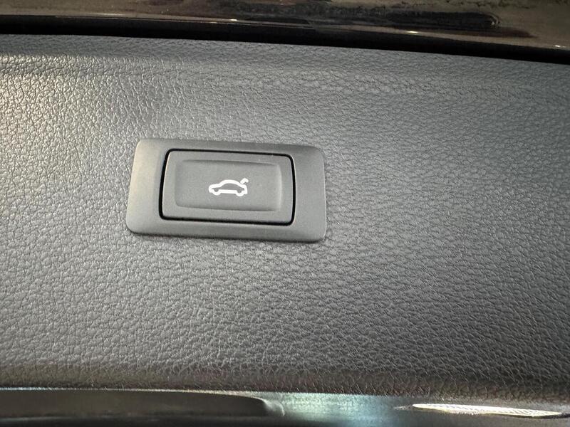 Audi Q5 2.0 TDI 40 S line SUV 5dr Diesel S Tronic quattro Euro 6 (s/s) (190 ps) - U6574