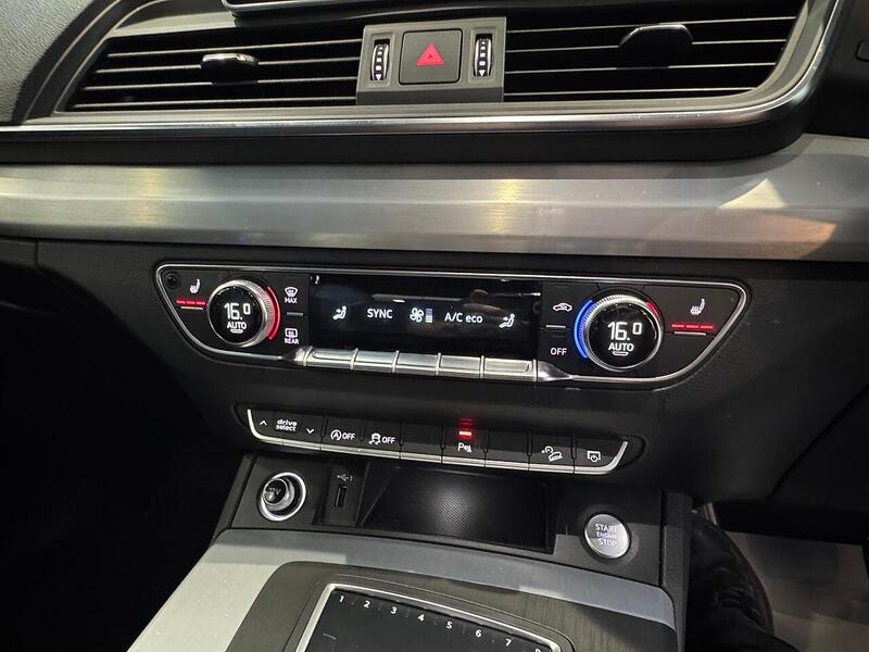 Audi Q5 2.0 TDI 40 S line SUV 5dr Diesel S Tronic quattro Euro 6 (s/s) (190 ps) - U6574