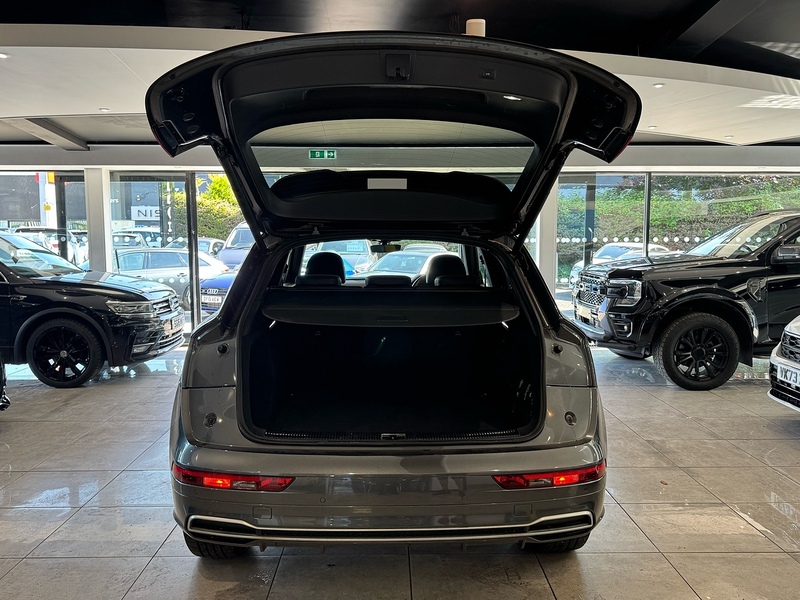 Audi Q5 2.0 TFSI S line SUV 5dr Petrol S Tronic quattro Euro 6 (s/s) (252 ps) - U6575