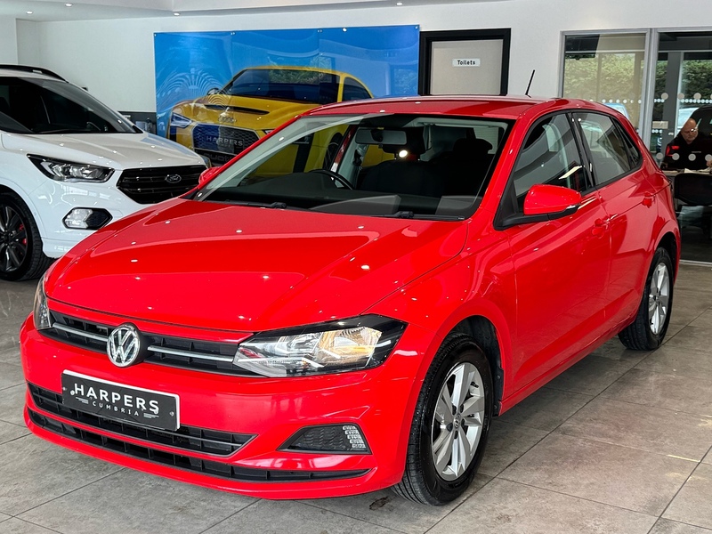 Volkswagen Polo TSI SE - U6584
