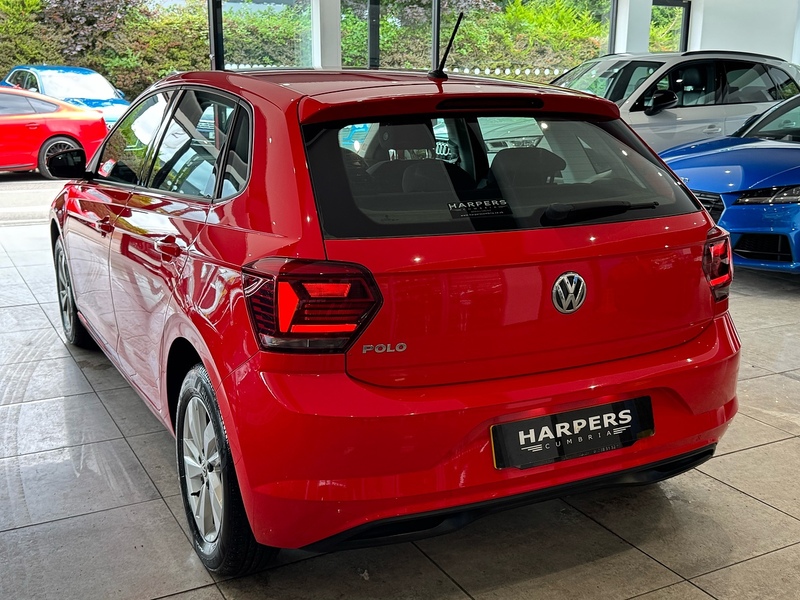 Volkswagen Polo TSI SE - U6584