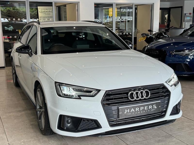 Audi A4 Avant 2.0 TFSI 40 Black Edition Estate 5dr Petrol S Tronic Euro 6 (s/s) (190 ps) - U6599