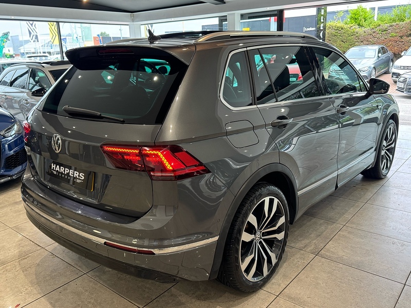 Volkswagen Tiguan 1.5 TSI EVO R-Line Tech SUV 5dr Petrol DSG Euro 6 (s/s) (150 ps) - U6616