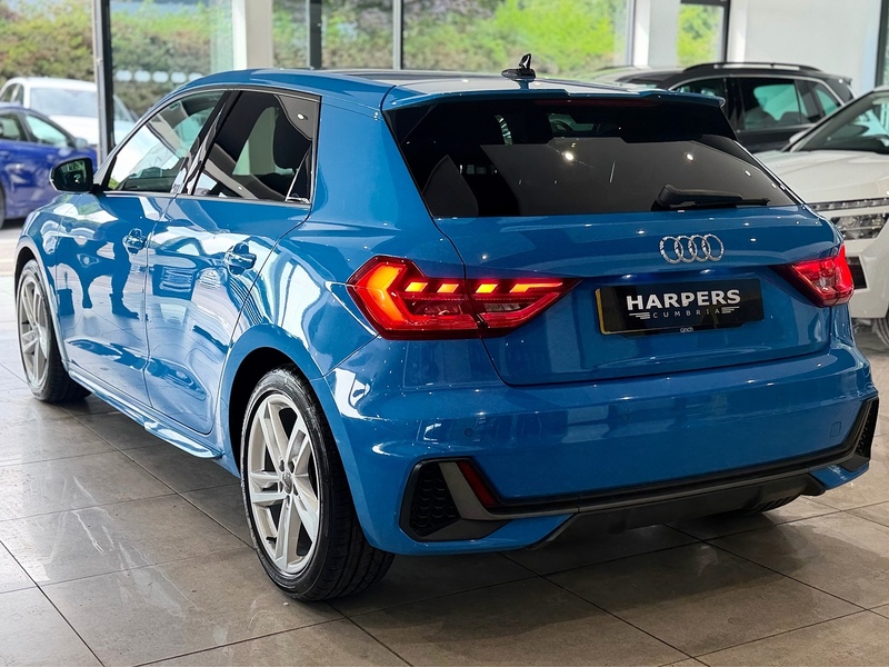 Audi A1 1.0 TFSI 30 S line Sportback 5dr Petrol S Tronic Euro 6 (s/s) (116 ps) - U6618