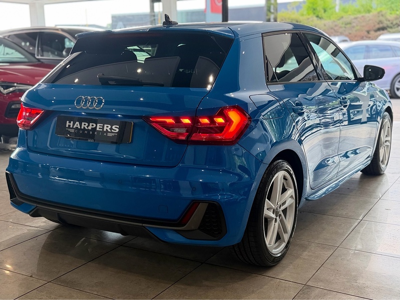 Audi A1 1.0 TFSI 30 S line Sportback 5dr Petrol S Tronic Euro 6 (s/s) (116 ps) - U6618