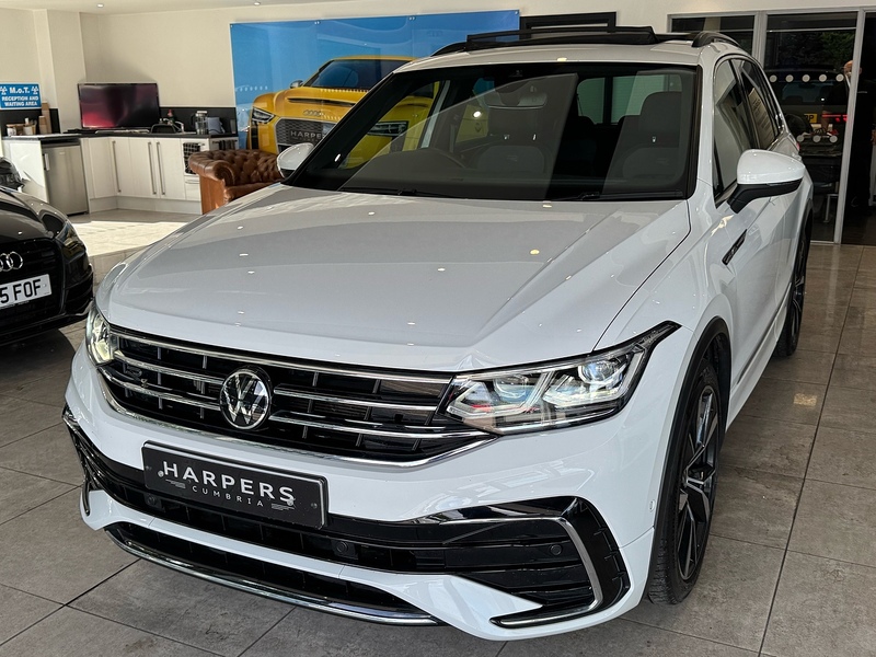 Volkswagen Tiguan 2.0 TDI R-Line SUV 5dr Diesel DSG Euro 6 (s/s) (150 ps) - U6619