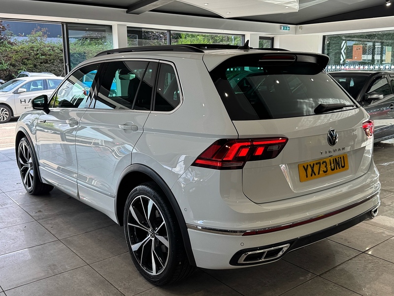 Volkswagen Tiguan 2.0 TDI R-Line SUV 5dr Diesel DSG Euro 6 (s/s) (150 ps) - U6619
