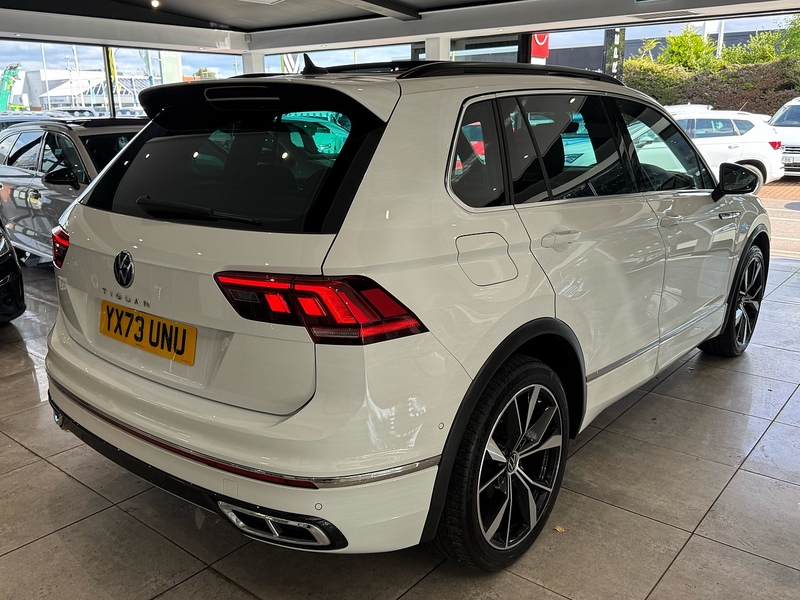 Volkswagen Tiguan 2.0 TDI R-Line SUV 5dr Diesel DSG Euro 6 (s/s) (150 ps) - U6619