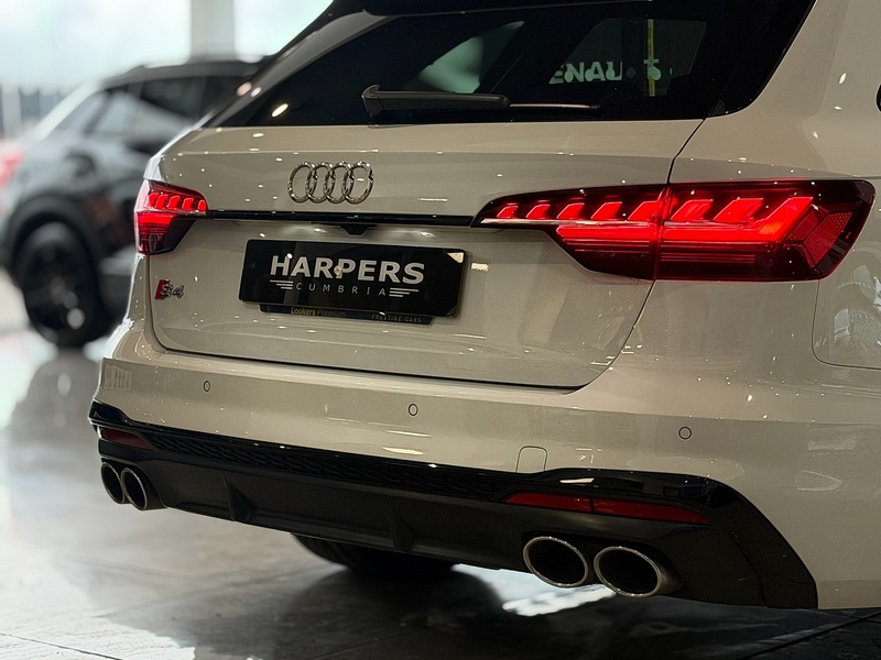 Audi S4 Avant 3.0 TDI V6 Black Edition Estate 5dr Diesel Tiptronic quattro Euro 6 (s/s) (347 ps) - U6630