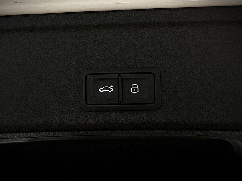 Audi S4 Avant 3.0 TDI V6 Black Edition Estate 5dr Diesel Tiptronic quattro Euro 6 (s/s) (347 ps) - U6630