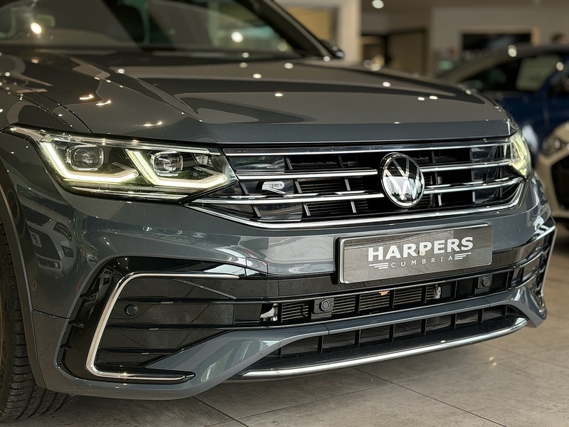 Volkswagen Tiguan 2.0 TDI R-Line Edition SUV 5dr Diesel DSG 4Motion Euro 6 (s/s) (150 ps) - U6659