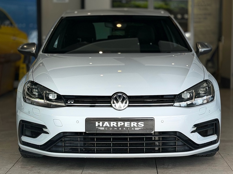Volkswagen Golf 2.0 TSI BlueMotion Tech R Hatchback 3dr Petrol DSG 4Motion Euro 6 (s/s) (310 ps) - U6660