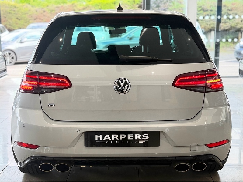 Volkswagen Golf 2.0 TSI BlueMotion Tech R Hatchback 3dr Petrol DSG 4Motion Euro 6 (s/s) (310 ps) - U6660