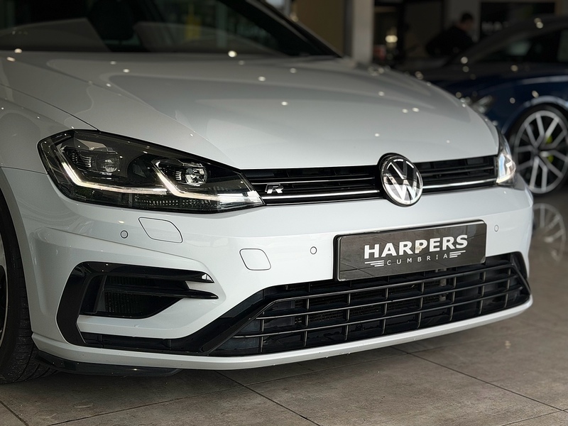 Volkswagen Golf 2.0 TSI BlueMotion Tech R Hatchback 3dr Petrol DSG 4Motion Euro 6 (s/s) (310 ps) - U6660