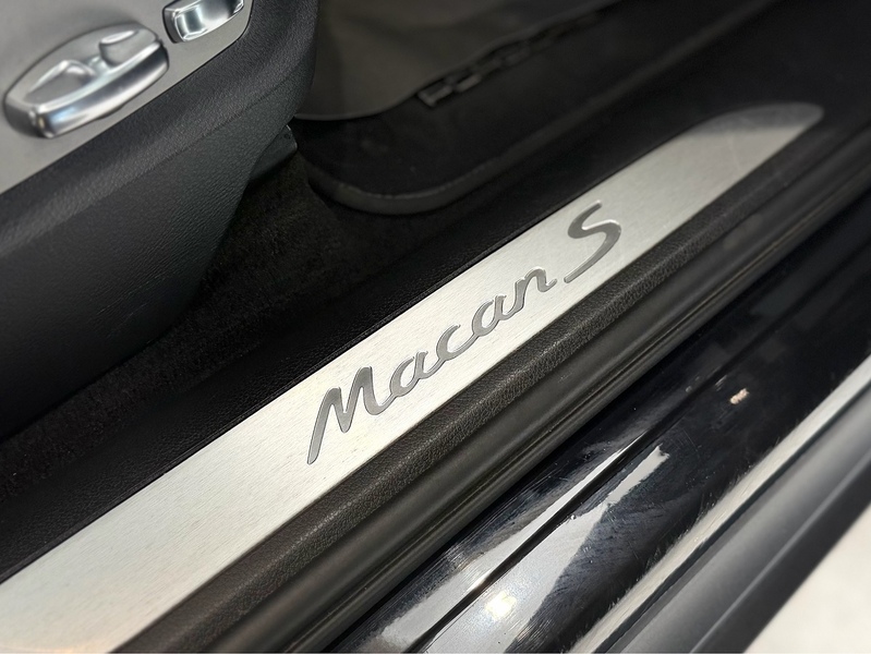 Porsche Macan TD V6 S SUV 3.0 Automatic Diesel - U6675