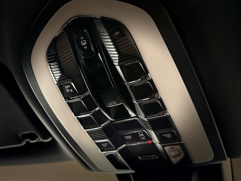 Porsche Macan TD V6 S SUV 3.0 Automatic Diesel - U6675