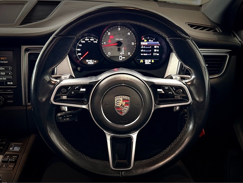 Porsche Macan TD V6 S SUV 3.0 Automatic Diesel - U6675