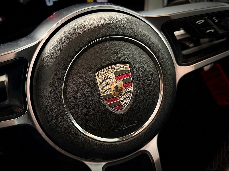 Porsche Macan TD V6 S SUV 3.0 Automatic Diesel - U6675