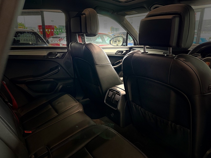 Porsche Macan TD V6 S SUV 3.0 Automatic Diesel - U6675